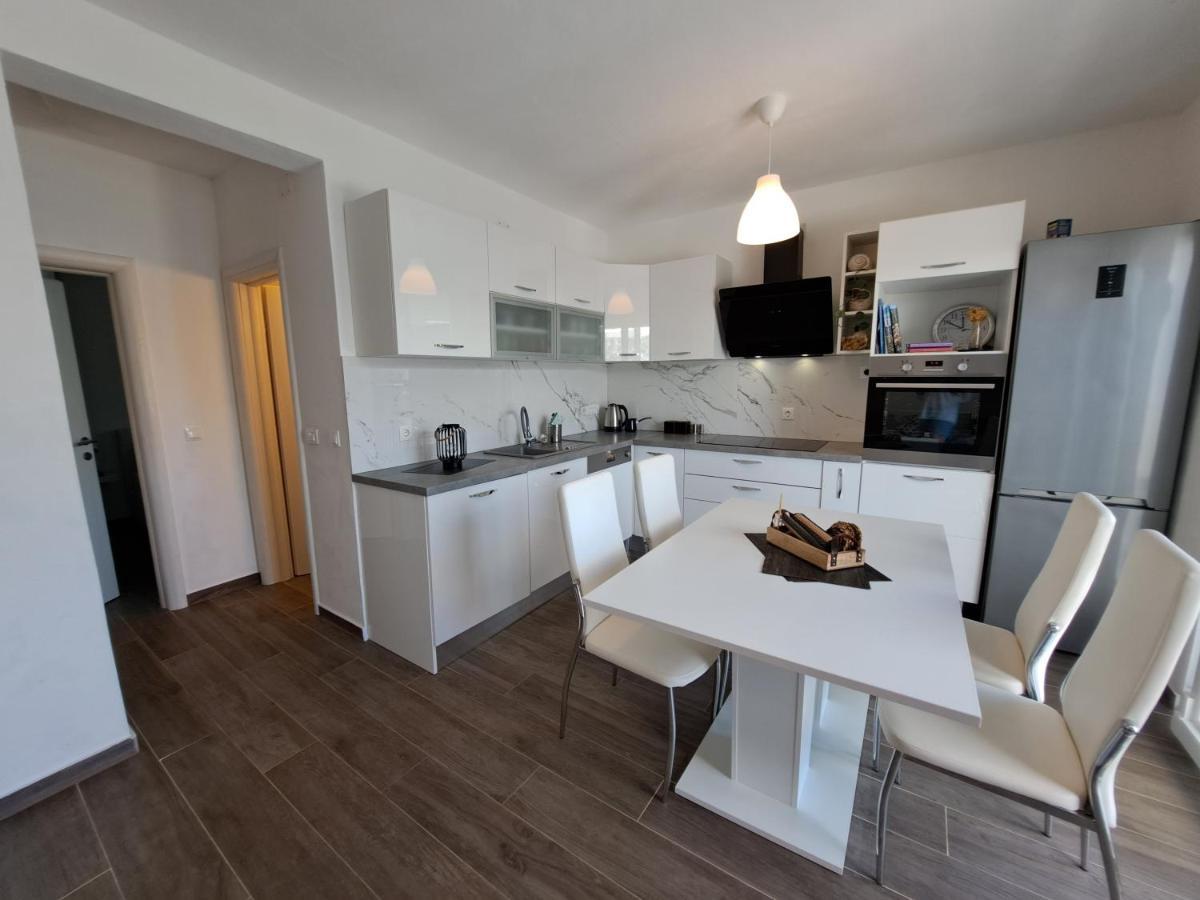 Apartman Portorus Lastovo Exterior foto