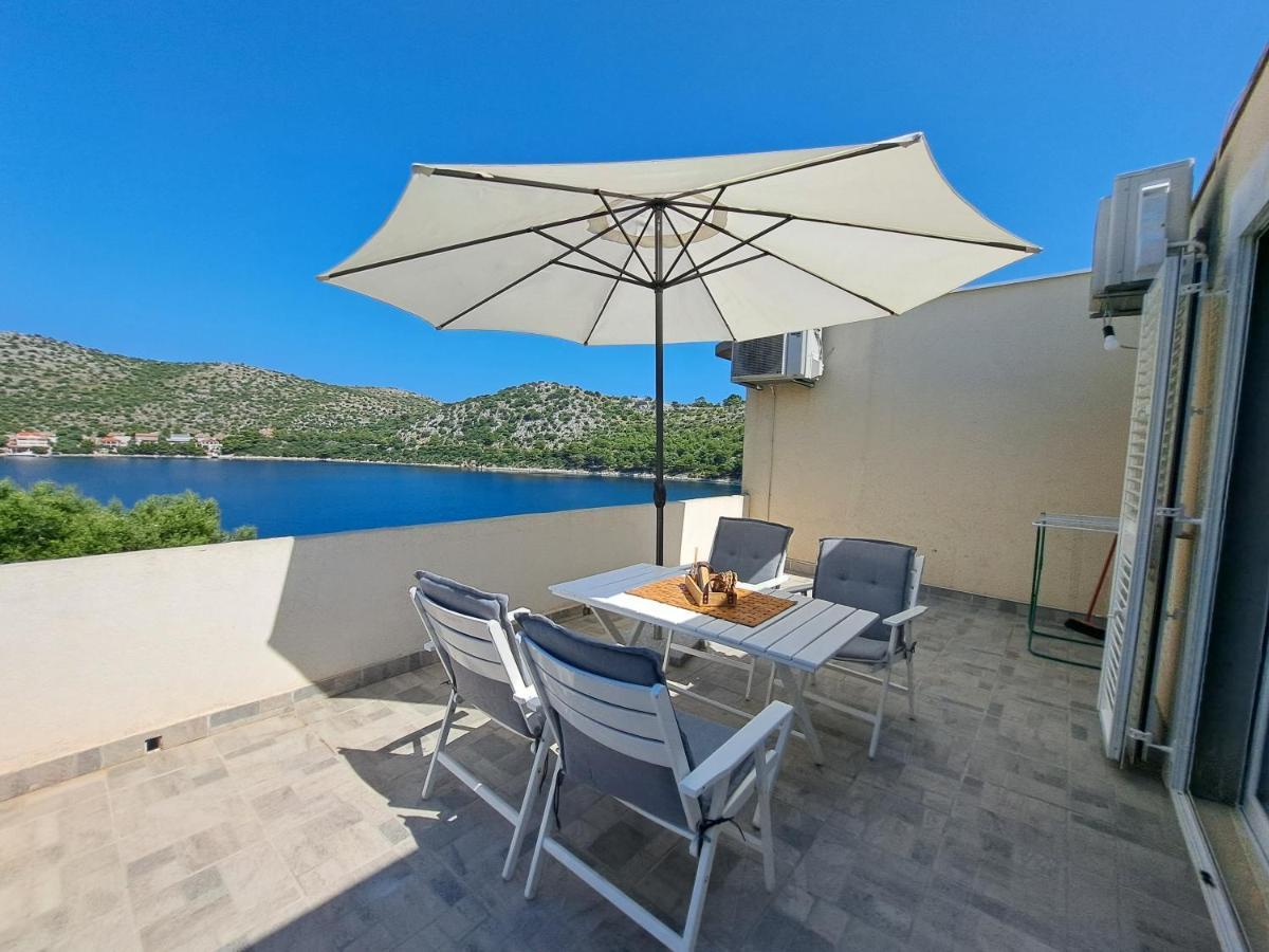 Apartman Portorus Lastovo Exterior foto